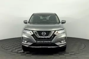 Nissan  17