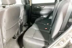 Nissan  10