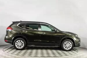 Nissan  3