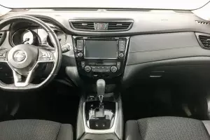 Nissan  7