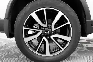 Nissan  13