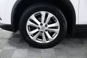 Nissan  8