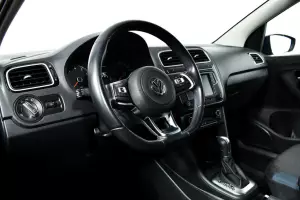 Volkswagen  9