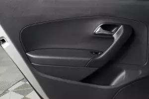 Volkswagen  6