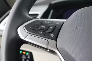 Volkswagen  6