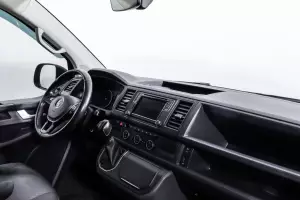 Volkswagen  8