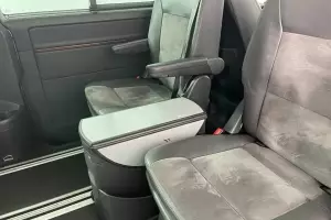Volkswagen  4