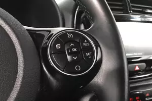 Kia  8