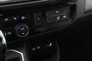 Volkswagen  12
