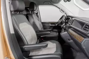 Volkswagen  8