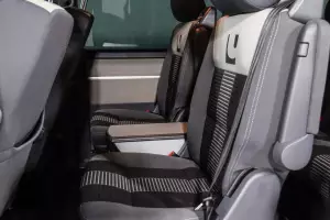 Volkswagen  9
