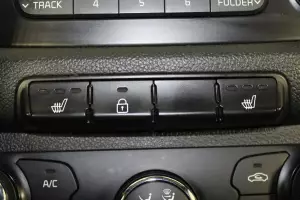 Kia  4
