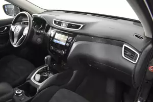 Nissan  7