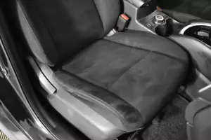 Nissan  4