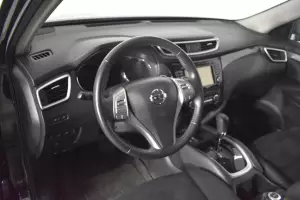 Nissan  15