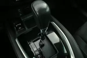 Nissan  8