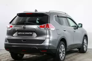 Nissan  16