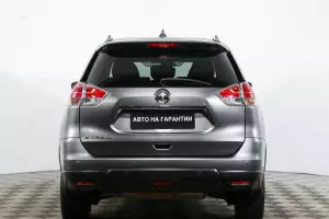 Nissan  15