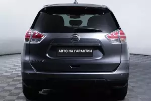 Nissan  5