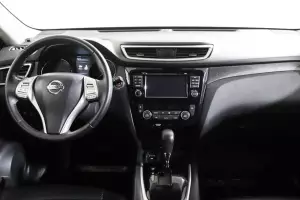 Nissan  6