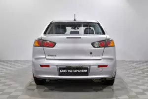 Mitsubishi  4