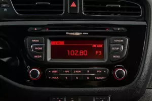Kia  11