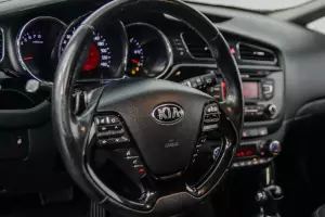 Kia  5