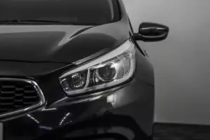 Kia  18