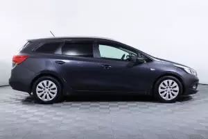 Kia  3