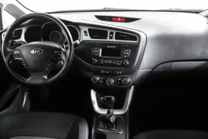 Kia  6