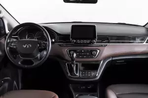 Hyundai  9