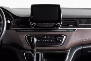 Hyundai  6