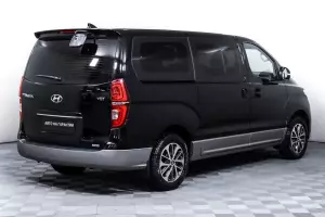 Hyundai  15