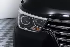 Hyundai  11