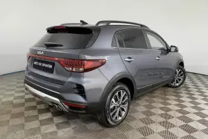 Kia  16