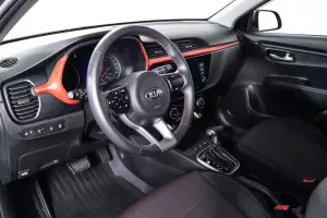 Kia  11