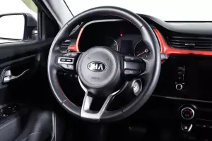 Kia  14