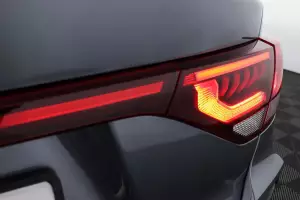 Kia  9