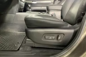 Kia  10