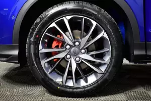 Geely  9