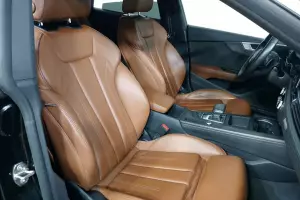 Audi  13
