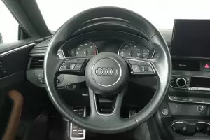 Audi  11