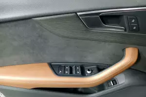 Audi  10