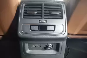 Audi  4