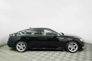 Audi  19