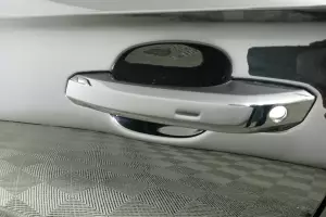 Audi  17