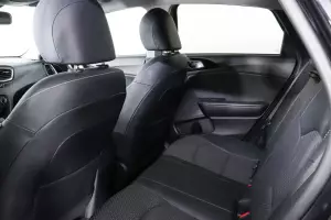Kia  10