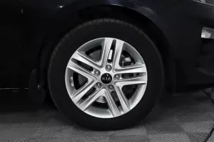 Kia  4
