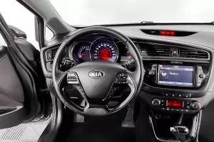 Kia  7