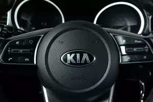 Kia  13